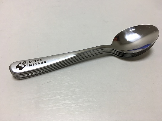 Гравировка на ложках. На столовых приборах.