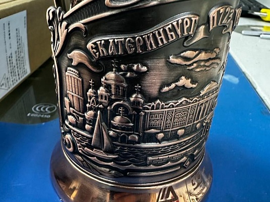 Гравировка на подстаканниках